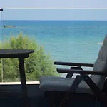 מלון Stalis Hotel