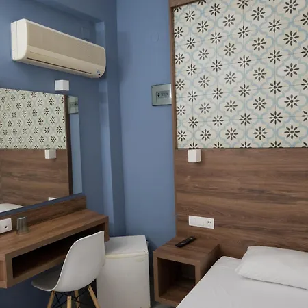 מלון Stalis Hotel